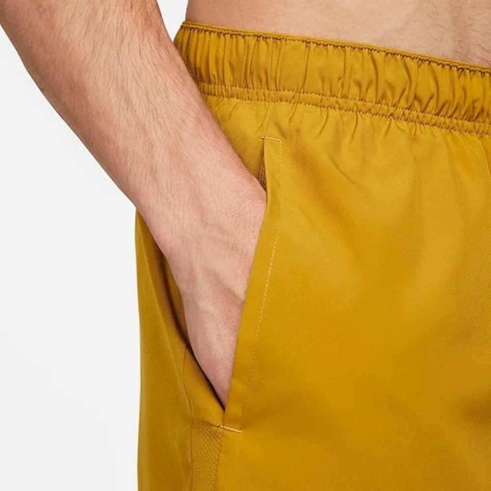 Nike Challenger Men's Dri-FIT Brief-Lined Running Shorts XX-L Bronzine/Bronzine
